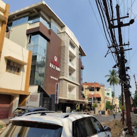 Hotel Raj Inn 布巴内什瓦尔 外观 照片