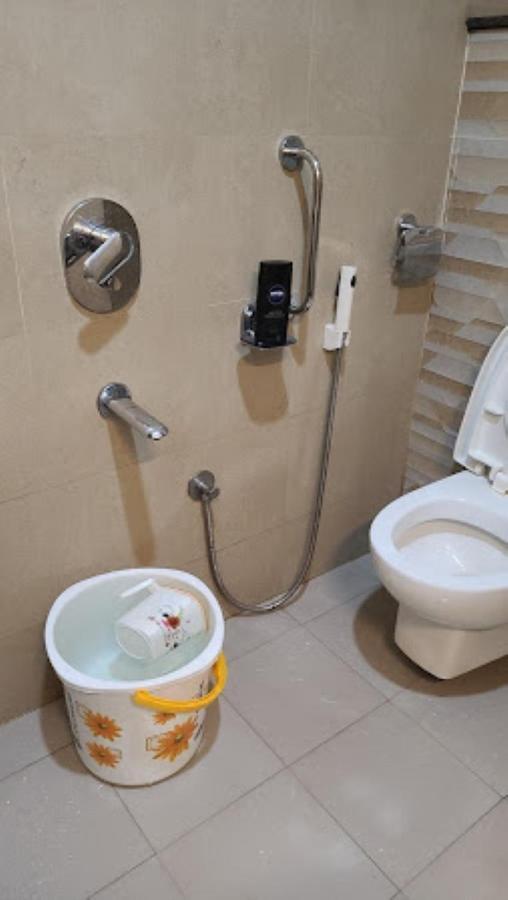 Hotel Raj Inn 布巴内什瓦尔 外观 照片